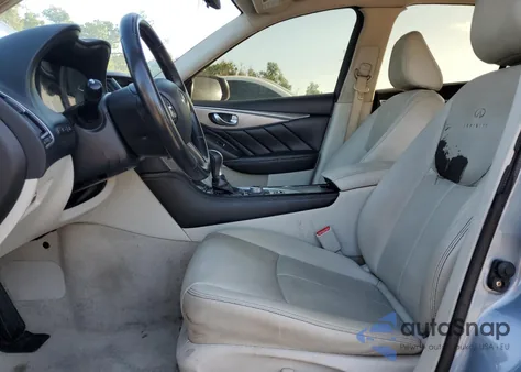 2014 Infiniti Q50 Base z USA, uszkodzony, nr VIN JN1BV7AP2EM691288